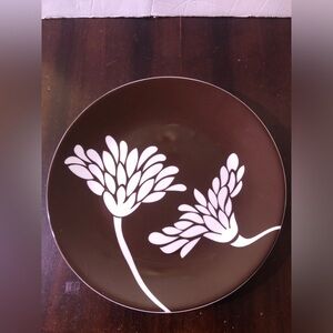 Extra Large Brown Platter. 
14” wide